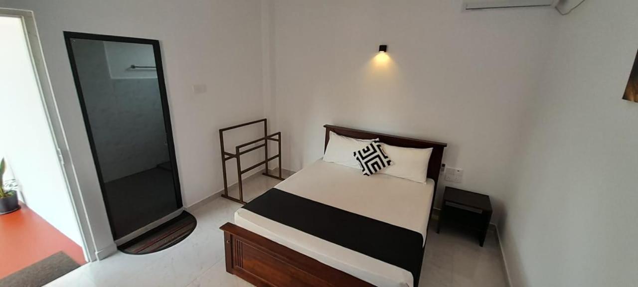 Lake Edge Resort Anuradhapura Zewnętrze zdjęcie