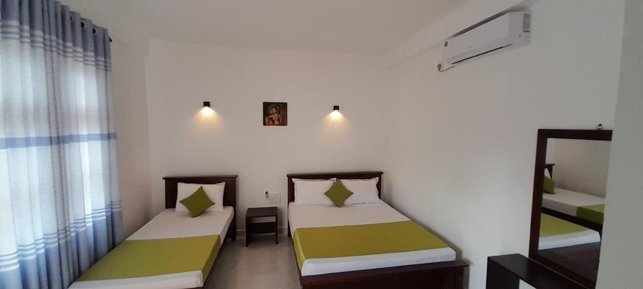 Lake Edge Resort Anuradhapura Zewnętrze zdjęcie