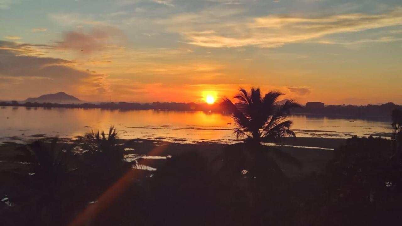 Lake Edge Resort Anuradhapura Zewnętrze zdjęcie